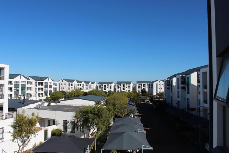 1 Bedroom Property for Sale in Sandown Western Cape